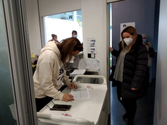 El Ayuntamiento pone al servicio de la Comunidad todos sus recursos para la campaña de vacunación frente al Covid-19 - 1, Foto 1