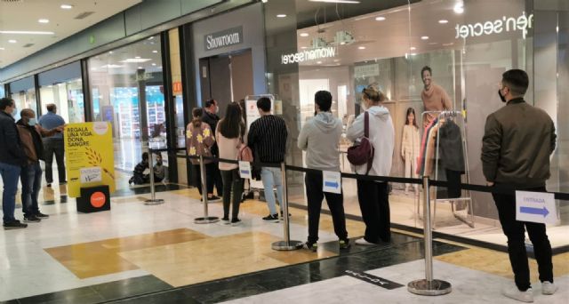 Gran éxito de la campaña de donación de sangre en CC Thader - 2, Foto 2