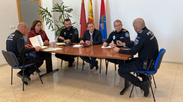 El Ayuntamiento de Torre Pacheco vuelve a exigir más patrullas de la Guardia Civil en el municipio - 2, Foto 2