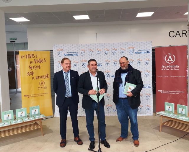 El libro Las Mejores Tapas y Pinchos reúne las recetas de los 40 participantes del Campeonato de Tapas de la Región - 3, Foto 3