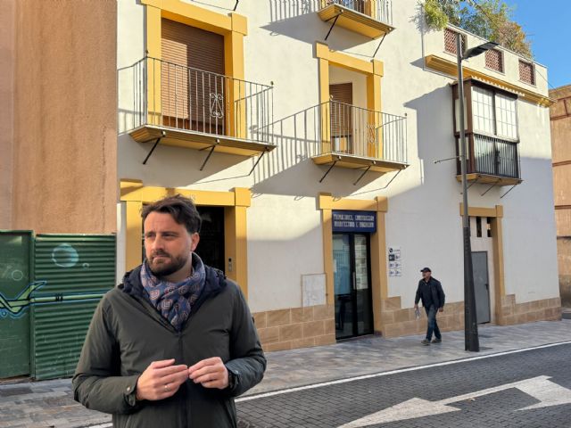 El Gobierno de Lorca invierte 150.000 euros en renovar más de un centenar y medio de luminarias en el casco histórico - 2, Foto 2