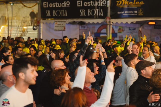 La Plaza Cehegín reúne a más de 4.000 personas y se convierte en un referente de éxito de la Navidad del Noroeste murciano - 1, Foto 1