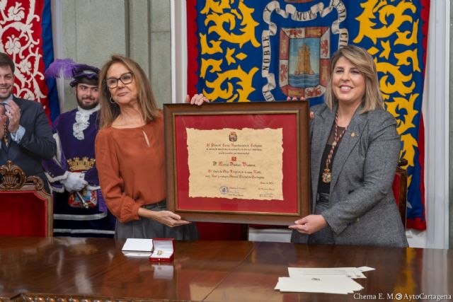 Cartagena nombra Hija Adoptiva a la escritora María Dueñas - 1, Foto 1