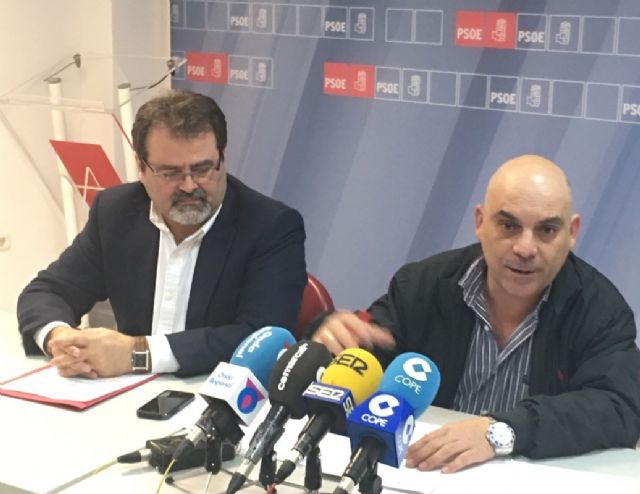 El PSOE denuncia que los despropósitos y la incapacidad del PP siguen bloqueando la llegada de ayudas a los damnificados por los terremotos - 1, Foto 1