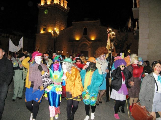 Decenas de máscaras participan en la concentración de la plaza de la Constitución y posterior pasacalles a la calle San Cristóbal - 5, Foto 5