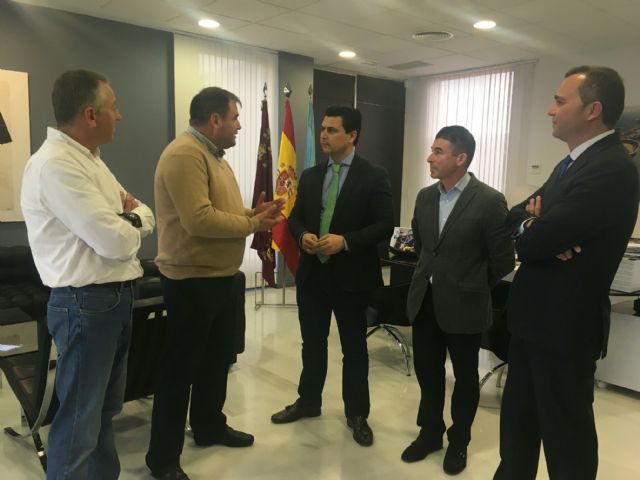 El Ayuntamiento de San Javier y el comité de empresa de AENA en el Aeropuerto se unen - 2, Foto 2