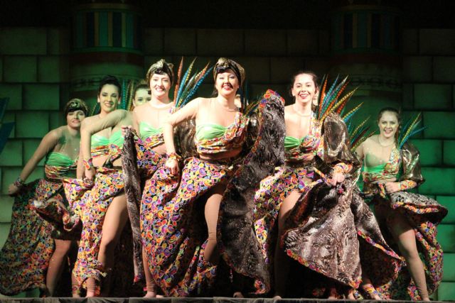 La gala Bienvenida al Carnaval presenta las comparsas local y homenajea a Cómo tú quieras - 1, Foto 1