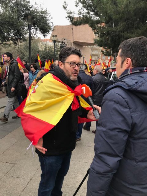 Miguel Sánchez: “Hoy miles de españoles hemos dicho ‘sí’ a la Constitución y la Justicia, hemos dicho alto y claro que queremos votar” - 4, Foto 4