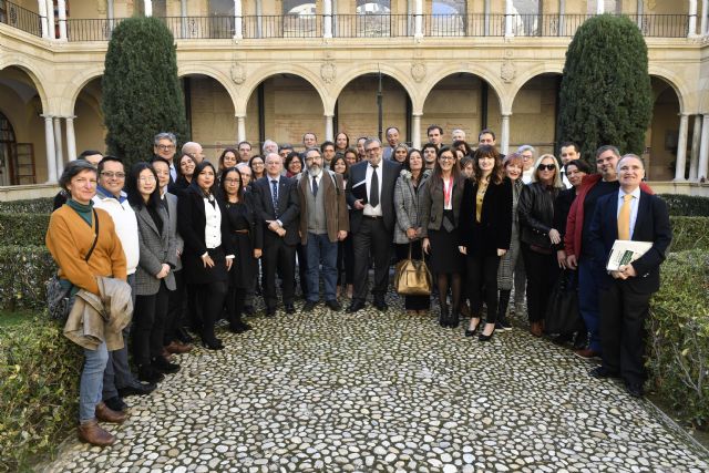 La Universidad de Murcia lanza un proyecto para potenciar la enseñanza e investigación en Bioderecho - 1, Foto 1