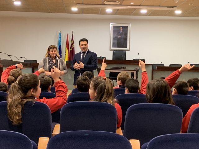 Los alumnos de 5° de Primaria del Sagrado Corazón trasladan sus propuestas al alcalde - 1, Foto 1