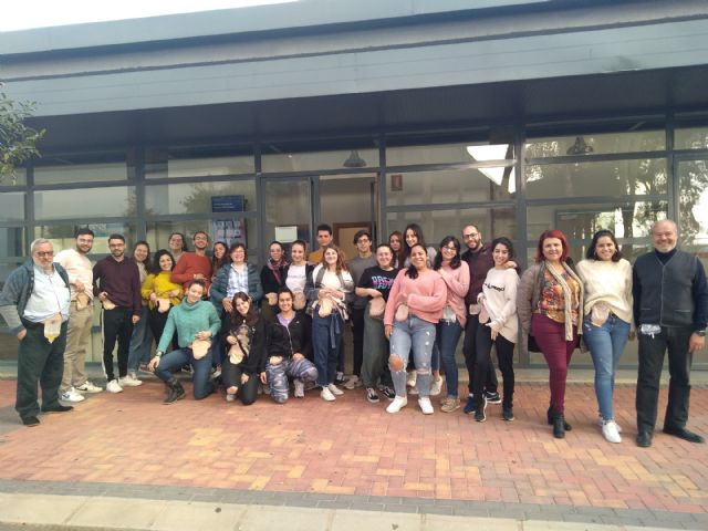 Los ostomizados de Cartagena señalan como problema el desconocimiento de esta solución quirúrgica - 2, Foto 2