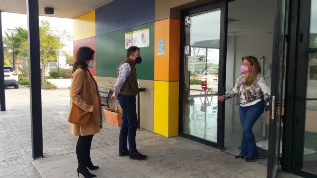 Fulgencio Gil felicita a los trabajadores de Apandis por la extraordinaria labor desarrollada con los usuarios de su residencia para combatir el Covid-19 - 1, Foto 1