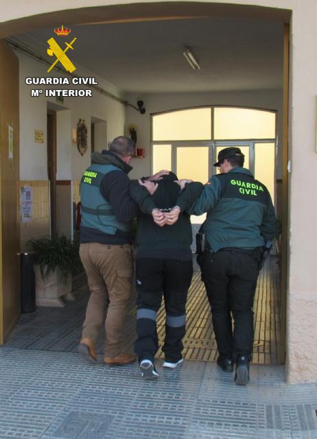 La Guardia Civil detiene en Jumilla a un joven dedicado a cometer robos - 3, Foto 3