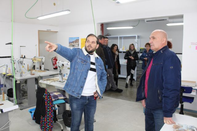 Taller de aparado en Jumilla con 30 puestos de trabajo - 3, Foto 3