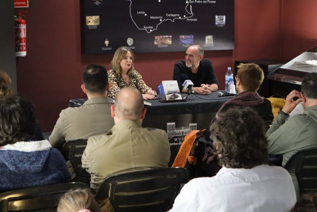 David Galindo evoca La Maga de finales de los 60 en la presentación de El Arpista - 3, Foto 3