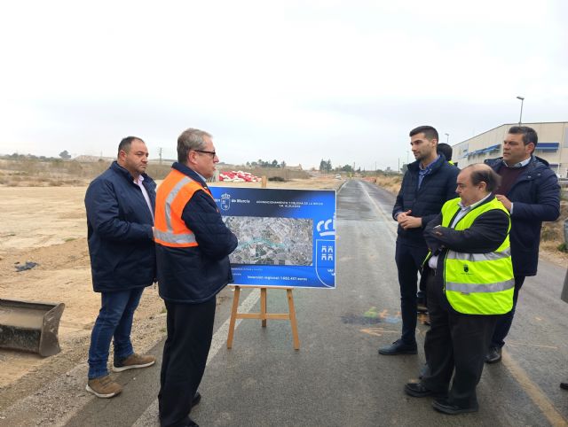 El Gobierno regional invierte 1,6 millones en mejorar más de dos kilómetros de la vía regional que une Alguazas y Campos del Río - 2, Foto 2