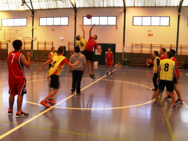 Finaliza la Fase Intermunicipal de Fútbol Sala, Baloncesto y Voleibol de Deporte Escolar, en las categorías infantil, cadete y juvenil