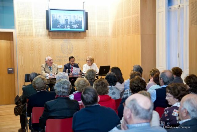 La conferencia sobre el Nobel de Literatura resaltó los escritos polifónicos de Svetlana Alexiévich - 2, Foto 2