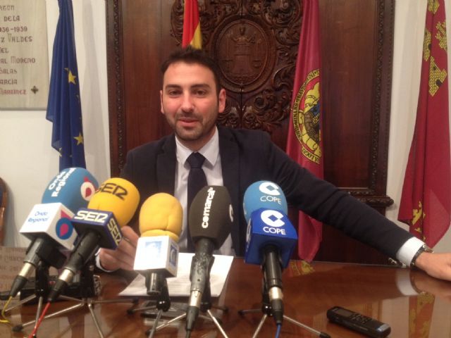 El Ayuntamiento de Lorca envía 2.000 cartas a vecinos y comerciantes de la Avenida Juan Carlos I - 1, Foto 1