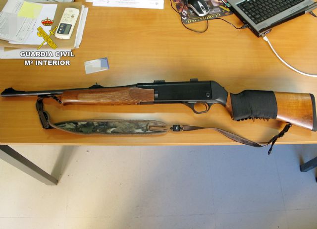 La Guardia Civil investiga a dos personas por el sacrificio violento de dos perros de caza - 1, Foto 1