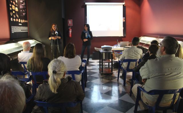 María López Mayol presenta en San Pedro, La mujer que aprende de los caballos - 1, Foto 1
