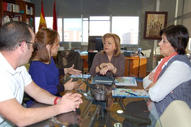 El Gobierno regional destina 16 millones de euros en los servicios para alumnos con necesidades especiales - 1, Foto 1