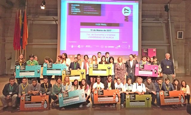 La Comunidad premia las ideas de empresas innovadoras más brillantes desarrolladas por estudiantes de la Región - 1, Foto 1