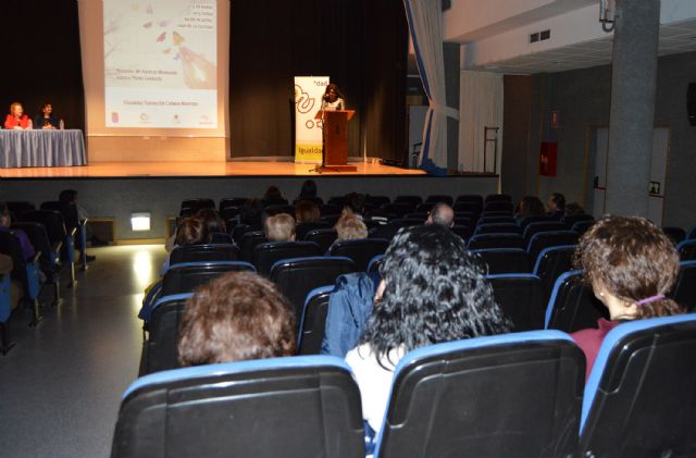 La 'Fundación Carmen Montero Medina' recitó unos 'Versos para la igualdad' con motivo del día de la mujer - 4, Foto 4