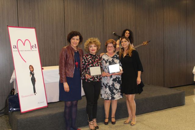 La Asociación de Mujeres Empresarias de Puerto Lumbreras distingue a Modestina Díaz por su trayectoria laboral - 2, Foto 2