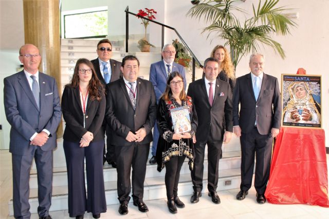 Los cofrades de Alcantarilla llevan a cabo el Homenaje al Nazareno, el nombramiento de Cofrade Mayor y la presentación del cartel y la revista de Semana Santa - 1, Foto 1