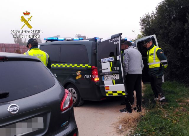La Guardia Civil investiga al conductor de una furgoneta que superaba nueve veces la tasa de alcoholemia permitida - 1, Foto 1
