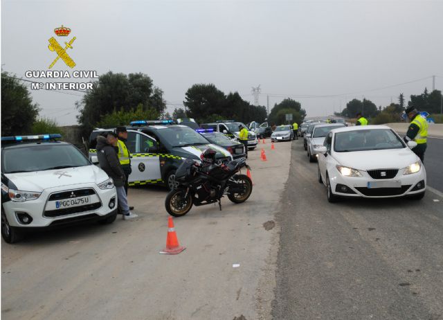 La Guardia Civil investiga al conductor de una furgoneta que superaba nueve veces la tasa de alcoholemia permitida - 5, Foto 5