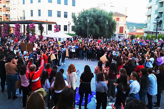La marcha por el Día Internacional de la Mujer culminó los actos del 8 de Marzo - 1, Foto 1