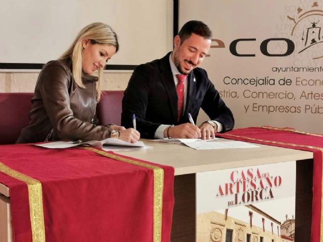Comunidad y Ayuntamiento firman un convenio para la puesta en marcha de la Casa del Artesano de Lorca - 1, Foto 1