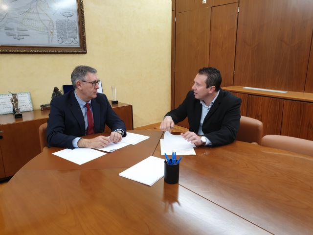 El presidente de la CHS trata con el alcalde de Mula la situación de Los Baños y la limpieza del río - 1, Foto 1