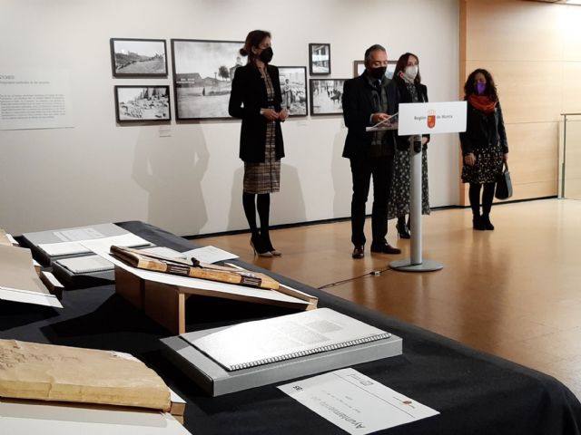 Archena, Bullas y Cieza recuperan tres valiosos documentos históricos restaurados por el Archivo Regional - 1, Foto 1