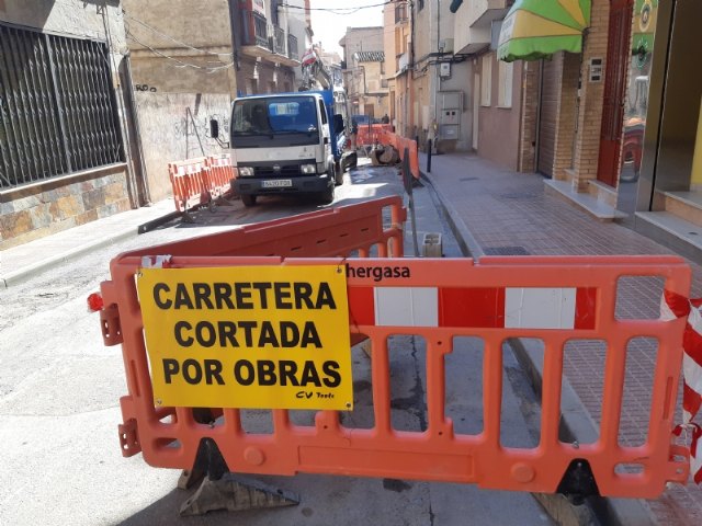    [Aprueban los trmites para acometer obras de renovacin por avera en sendos tramos de alcantarillado en las calles Maderera y Lus Martnez Gonzlez, Foto 2