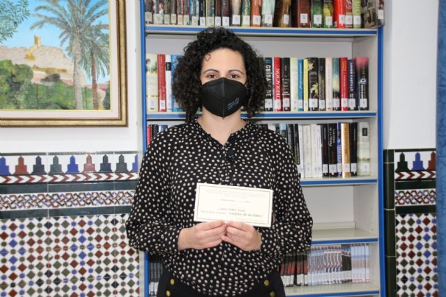 Cadena de Mujeres de Lidia Frez gana el concurso de literatura del 8M, Foto 1