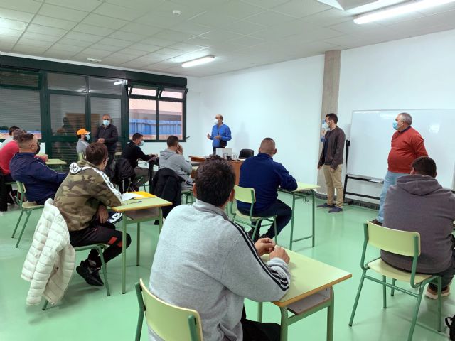 Da comienzo el curso de Patrón Costero Polivalente, tan demandado por el sector pesquero aguileño - 1, Foto 1