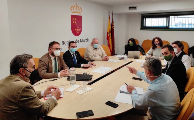 El director general de Energía se reúne con el alcalde de Lorca y representantes de Iberdrola para analizar el proyecto de la línea eléctrica Hinojar-Águilas - 1, Foto 1