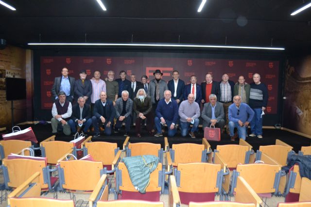 La FFRM reúne a los campeones juveniles del 71-72 en su 50 aniversario - 2, Foto 2