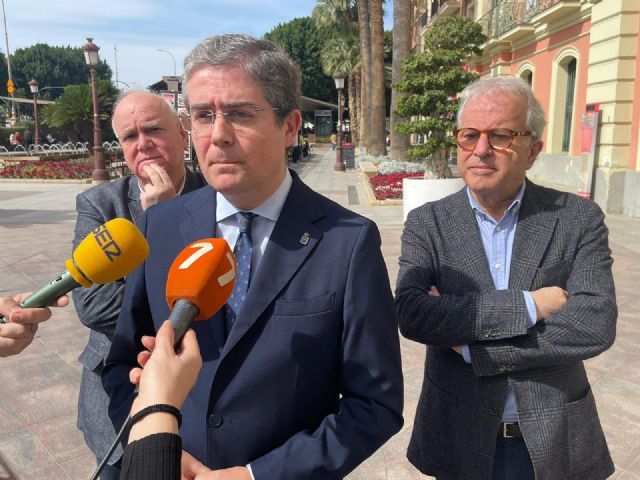 El caos del alcalde socialista con las sillas pone en riesgo la venta online a 20 días de la Semana Santa - 1, Foto 1