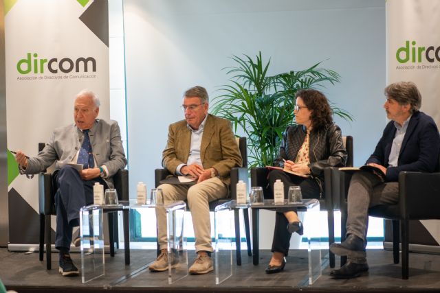 El exministro José Manuel García-Margallo participa en la presentación del documental Estrategas de Dircom en Valencia - 2, Foto 2