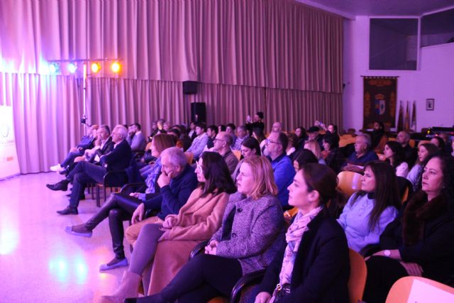 Puerto Lumbreras hace entrega de las distinciones por la contribución a la igualdad en el Acto Institucional con motivo del Día Internacional de la Mujer - 4, Foto 4