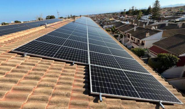 Iberdrola supera los 1.000 clientes adheridos a una comunidad solar en la Región - 1, Foto 1