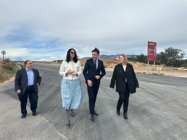 Fomento concluye la mejora de la carretera que une las pedanías de Cuevas de Reyllo y Corvera que cuenta con una inversión de 1,2 millones - 1, Foto 1