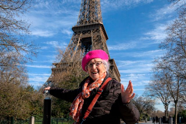 Un sue&ntilde;o cumplido a los 91 a&ntilde;os: María viaja a la ciudad del amor - 2, Foto 2