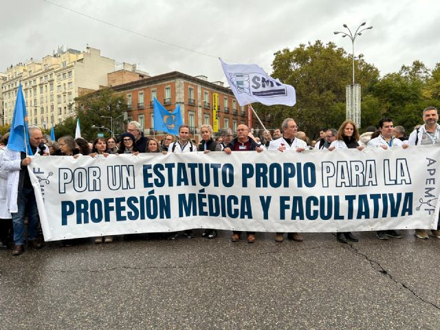 Los médicos y facultativos de Madrid se movilizan por un Estatuto propio: huelga del 16 al 21 de marzo y manifestación ante el Ministerio de Sanidad - 2, Foto 2