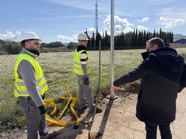 Comienzan las obras de iluminación del Camino de la Vía, que une la pedanía de La Estacada con el casco urbano de Jumilla - 3, Foto 3