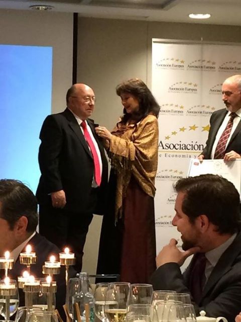 Juan Tomás Rojo, presidente y fundador de Shiro Helmets, Medalla de Oro al Mérito en el Trabajo - 3, Foto 3